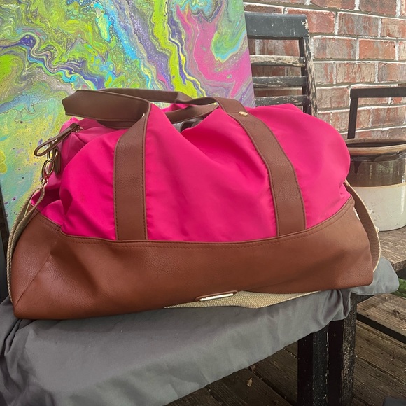 Steve Madden Madden Girl Large Weekender Duffle Bag. Mint Condition - Picture 10 of 11